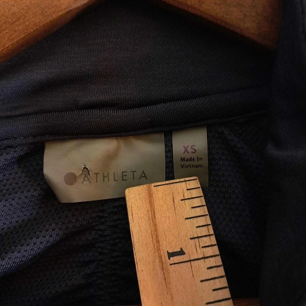 Athleta Revive Ruched Gray Vented Full Zipper Jacket Women's Size XS Zip Pockets